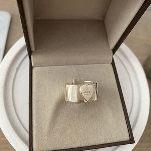 Gucci heart ring